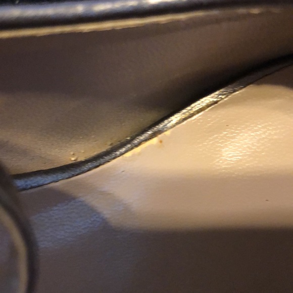 Ladies 9 m Dana Buchman silver sparkle pumps - Picture 11 of 14